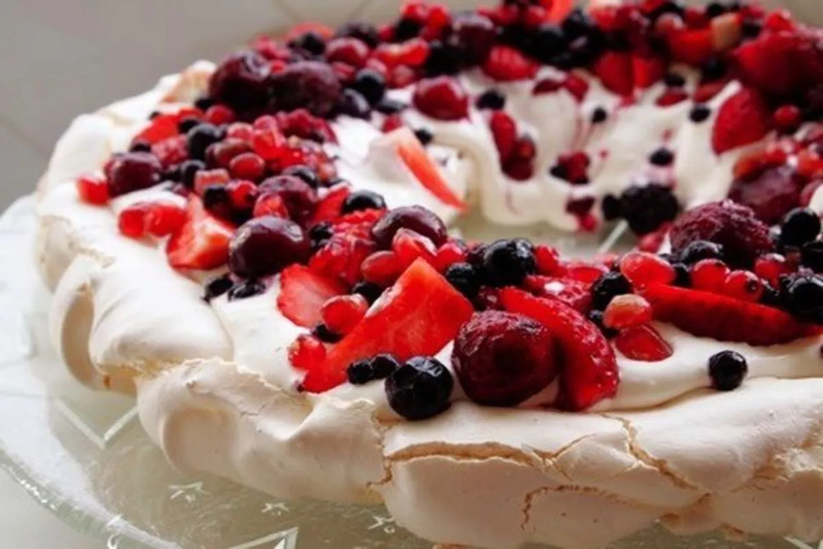 Receita de Pavlova de Frutas Exóticas